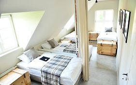 Five Point Hostel&Apartments